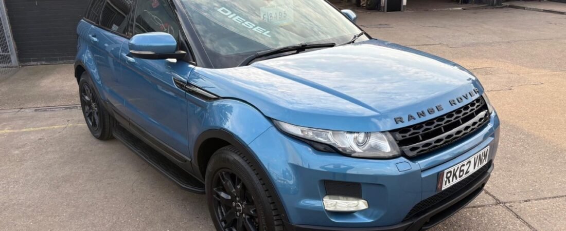 Land Rover Range Rover Evoque 2.2 SD4 Pure 5dr Auto [Tech Pack]