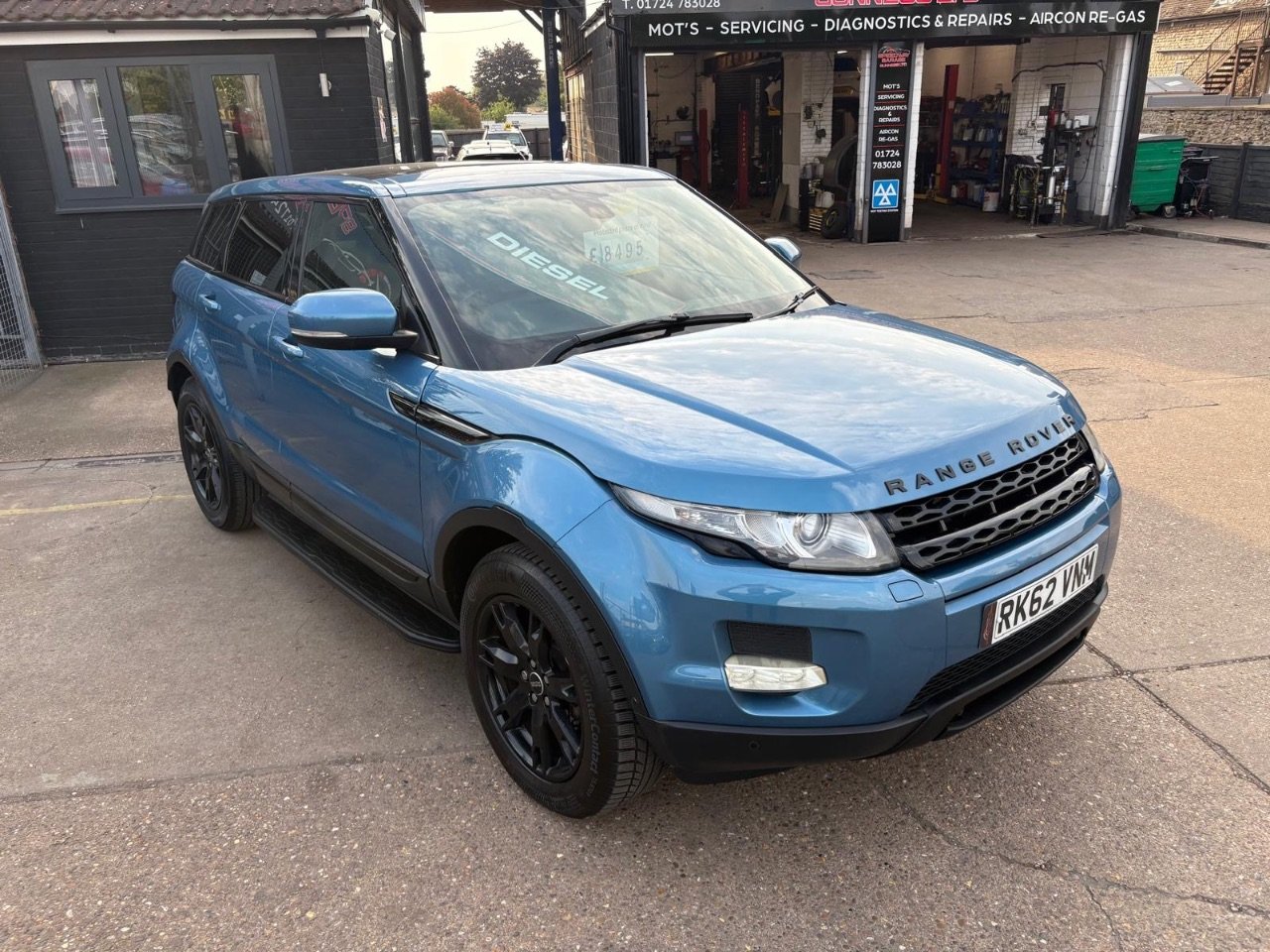 Land Rover Range Rover Evoque 2.2 SD4 Pure 5dr Auto [Tech Pack]